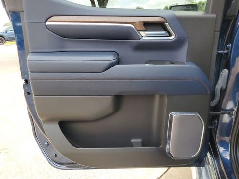 Used 2023 Chevrolet Silverado 1500 High Country w/ High Country Premium Package image 14