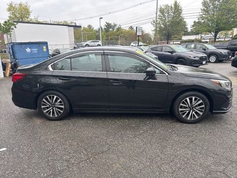 Used 2019 Subaru Legacy 2.5i Premium AWD/4WD image 2