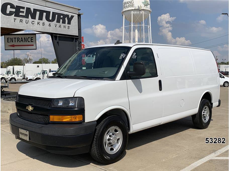 Used 2020 Chevrolet Express 2500 RWD image 1