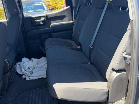 Used 2022 Chevrolet Silverado 1500 Custom w/ Safety Confidence Package AWD/4WD image 10
