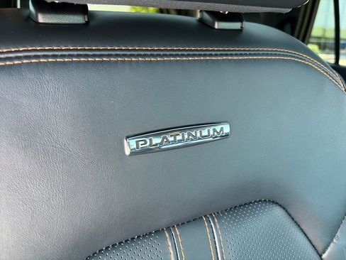 Used 2022 Ford Expedition Platinum AWD/4WD image 14