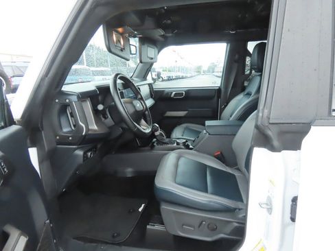 Certified 2023 Ford Bronco Outer Banks AWD/4WD image 24