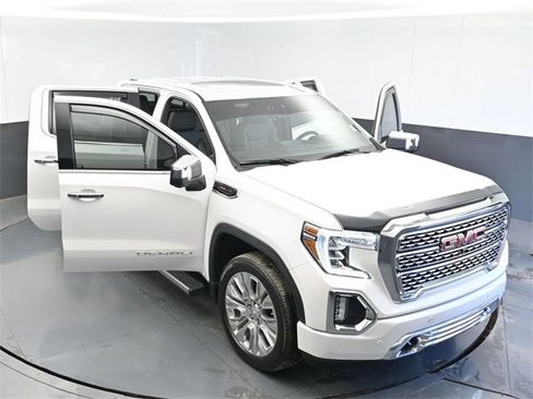 Used 2022 GMC Sierra 1500 Denali w/ Denali Premium Package image 50