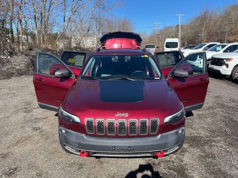 Used 2019 Jeep Cherokee Trailhawk image 29