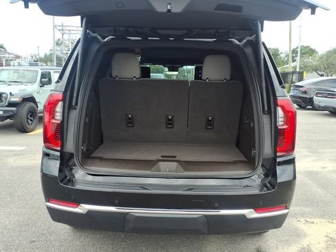 Used 2025 GMC Yukon Elevation w/ Elevation Premium Package AWD/4WD image 22