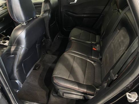 Used 2024 Ford Escape ST-Line Select w/ Tech Pack #1 AWD/4WD image 17