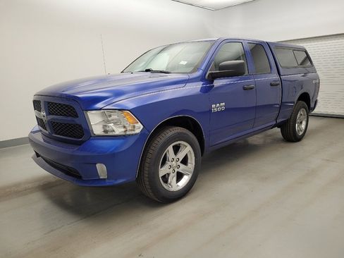 Used 2018 RAM 1500 Express w/ Express Value Package AWD/4WD image 2