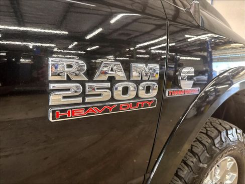 Used 2016 RAM 2500 Limited AWD/4WD image 27