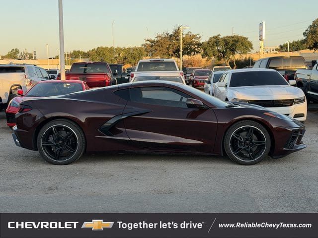 Used 2022 Chevrolet Corvette Stingray Coupe w/ Battery Protection Package RWD image 3