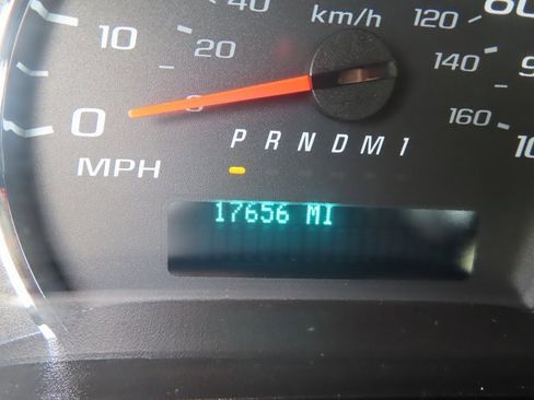 Used 2024 Chevrolet Express 2500 Work Van 3D Cargo Van w/ Driver Convenience Package image 21