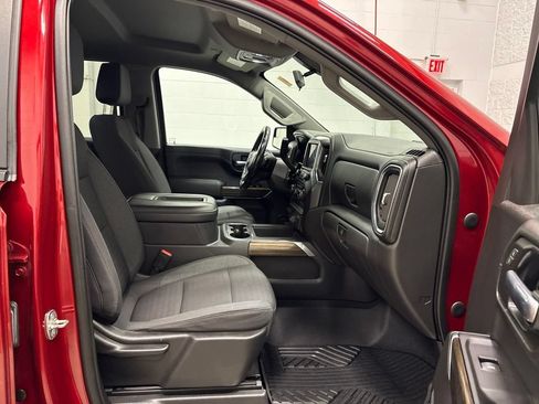 Used 2020 Chevrolet Silverado 1500 LT Trail Boss AWD/4WD image 36