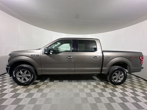 Used 2018 Ford F150 XLT w/ Equipment Group 302A Luxury image 3
