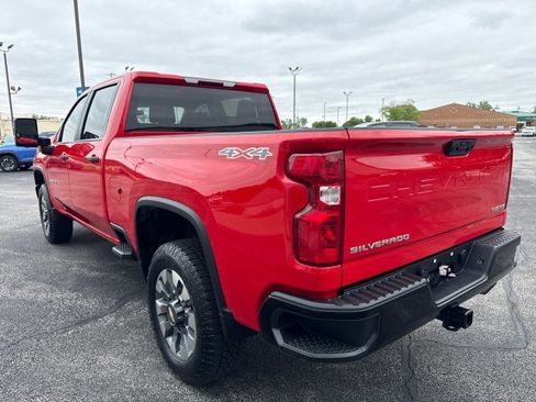 Used 2023 Chevrolet Silverado 2500 Custom w/ Custom Value Package AWD/4WD image 6