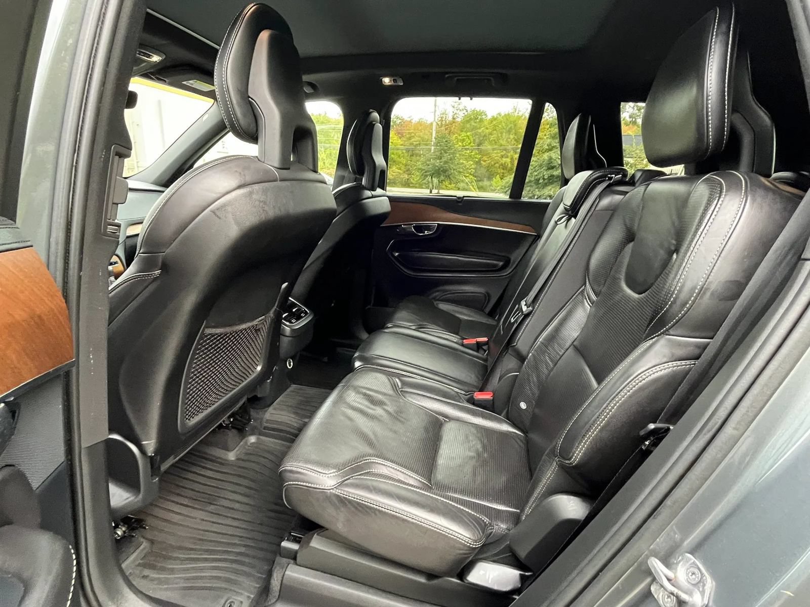 Used 2016 Volvo XC90 T6 Inscription w/ Protection Package Plus AWD/4WD image 14