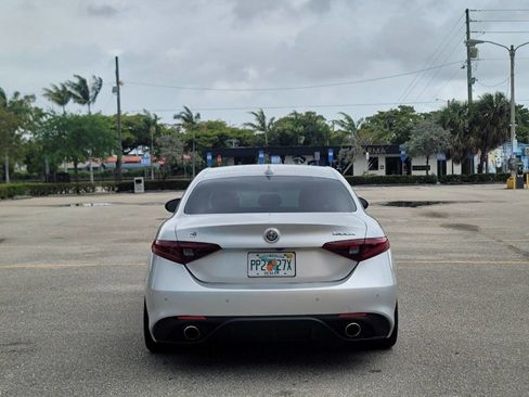 Used 2018 Alfa Romeo Giulia Ti Sport w/ Quick Order Package 22U Sport image 7