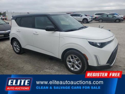 Used 2025 Kia Soul S image 8