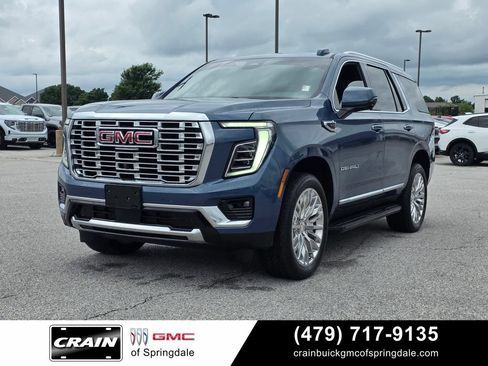 Used 2025 GMC Yukon Denali AWD/4WD image 3