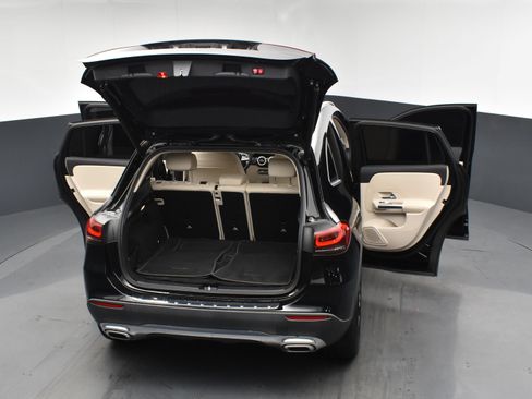 Used 2021 Mercedes-Benz GLA 250 4MATIC image 27