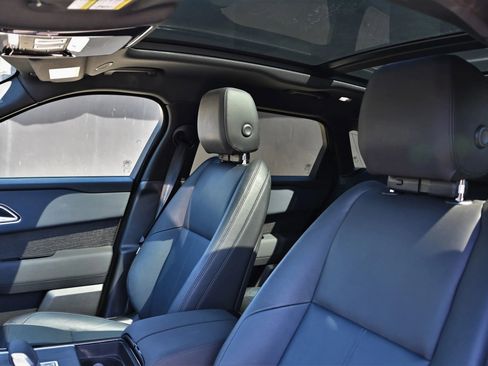 Used 2024 Land Rover Range Rover Velar Dynamic SE image 32