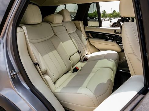 New 2026 Land Rover Range Rover SE AWD/4WD image 45