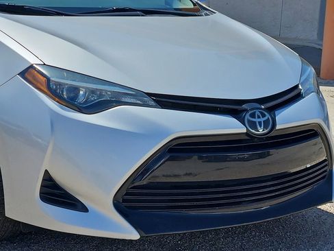 Used 2019 Toyota Corolla LE FWD image 7