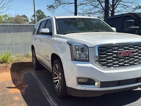 Used 2019 GMC Yukon Denali w/ Denali Ultimate Package image 4