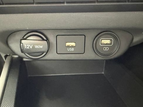 Certified 2023 Hyundai Elantra SEL FWD image 26