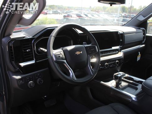 New 2026 Chevrolet Silverado 1500 LT image 12