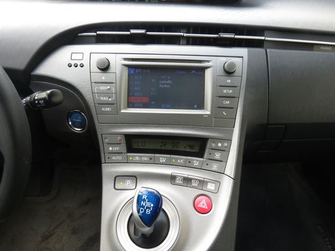 Used 2013 Toyota Prius Two FWD image 21