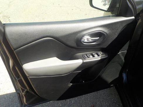 Used 2014 Jeep Cherokee Limited FWD image 14