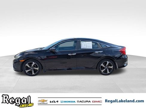 Used 2016 Honda Civic Touring image 5