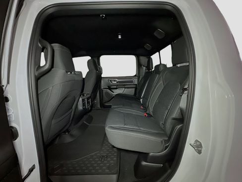 New 2026 RAM 1500 4x4 Crew Cab image 25