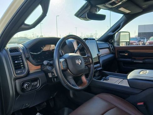 Used 2024 RAM 3500 Limited w/ Safety Group image 9