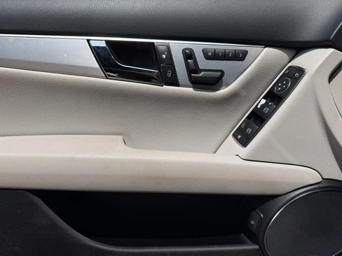 Used 2014 Mercedes-Benz C 250 Sedan w/ Premium 1 Package image 9