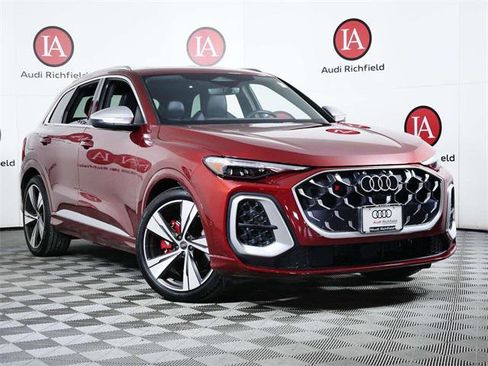 Used 2025 Audi SQ5 Premium Plus image 2