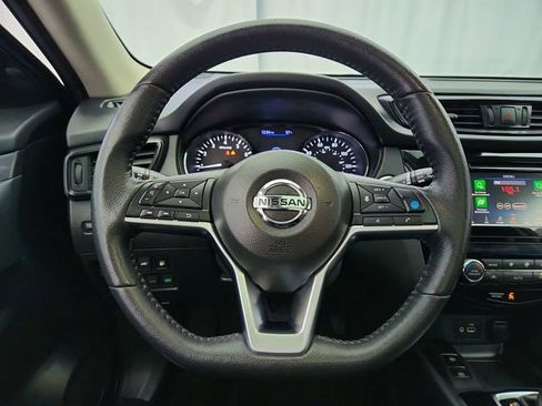 Used 2020 Nissan Rogue SV AWD/4WD image 13