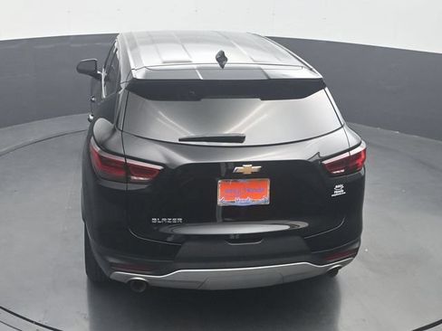 Used 2025 Chevrolet Blazer LT FWD image 23