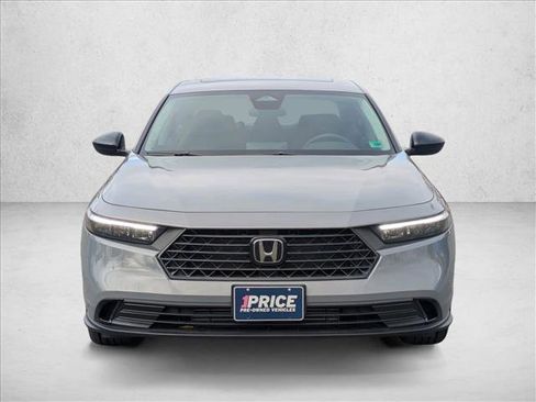 Used 2025 Honda Accord SE image 2