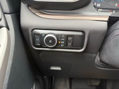 Certified 2023 Ford Explorer Limited w/ Limited Technology Package image 39