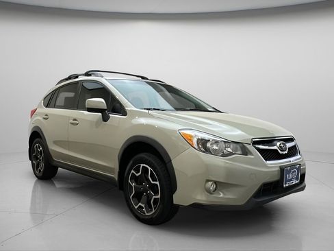 Used 2014 Subaru Crosstrek 2.0i Limited image 1
