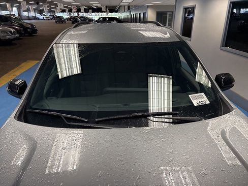 New 2026 Chevrolet Traverse LT w/ LPO, Floor Liner Package FWD image 12