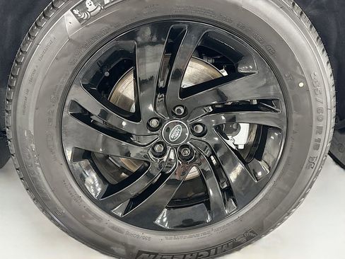 New 2026 Land Rover Range Rover Evoque S image 30