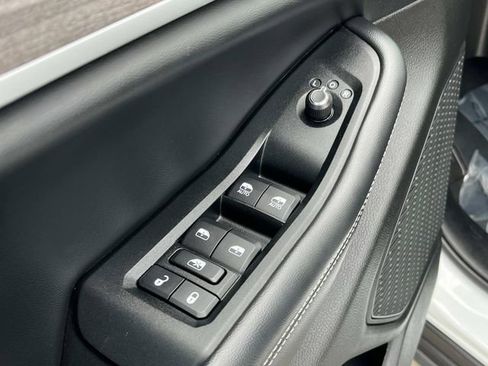 Used 2023 Jeep Grand Cherokee L Limited image 19