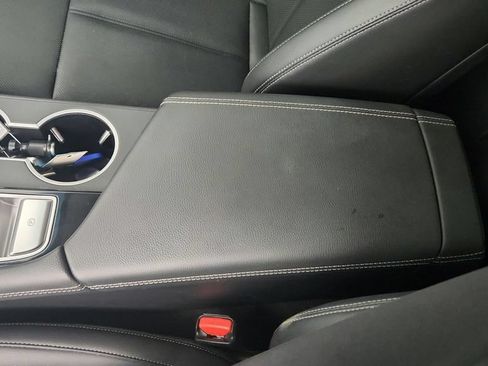 Used 2019 Genesis G70 2.0T Advanced RWD image 29