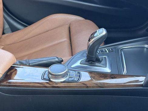 Used 2017 BMW 330i Sedan image 6