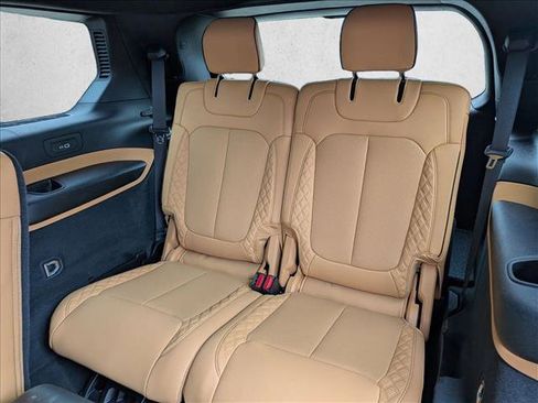 Used 2025 Jeep Grand Cherokee L Summit AWD/4WD image 21