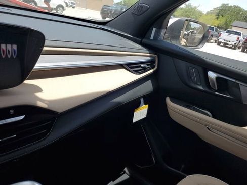 New 2026 Buick Enclave Preferred w/ Power Package FWD image 26