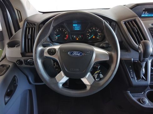Used 2018 Ford Transit 150 XLT RWD image 22