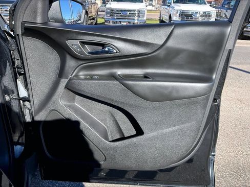 Used 2024 Chevrolet Equinox LT image 22