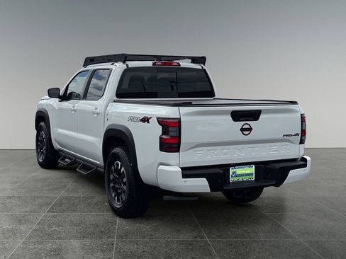 Used 2023 Nissan Frontier PRO-4X w/ Technology Package AWD/4WD image 8